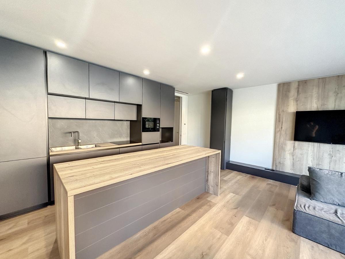 Ad Suite Apartment Riva del Garda Dış mekan fotoğraf