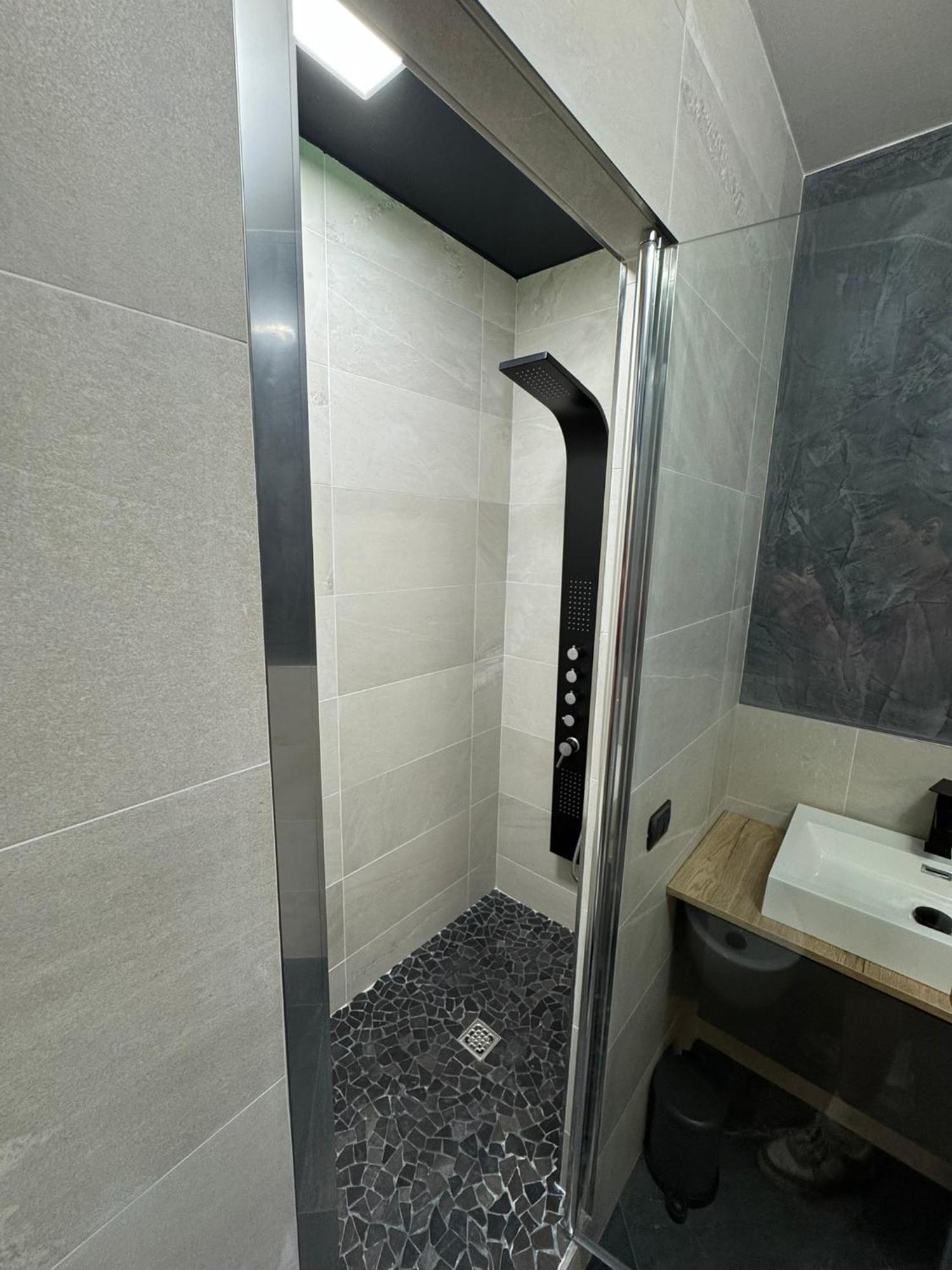 Ad Suite Apartment Riva del Garda Dış mekan fotoğraf